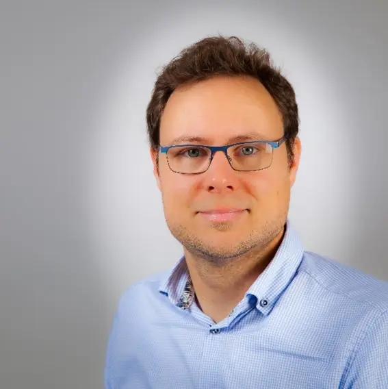Lars Dujesiefken